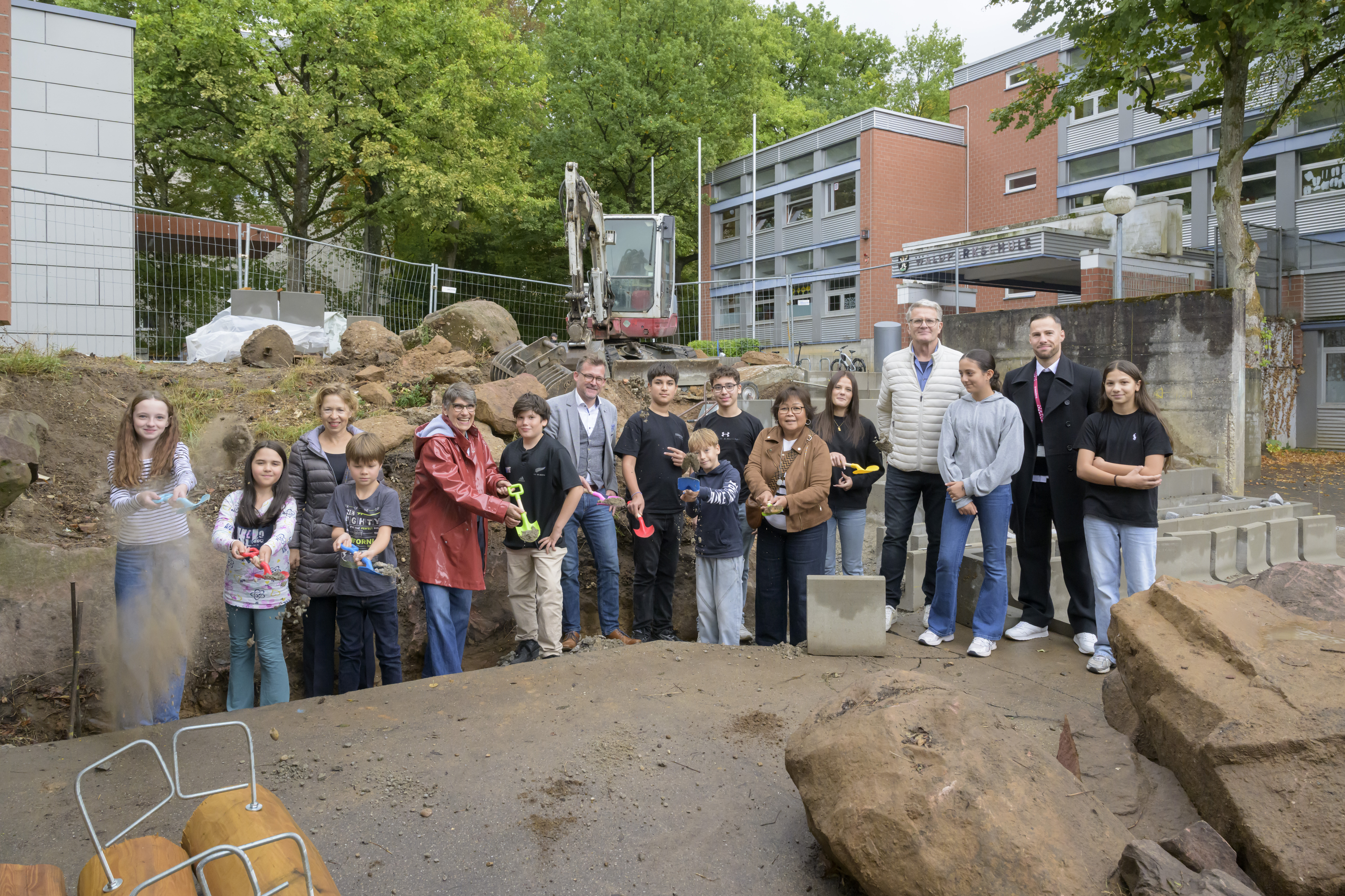 Waldparkschule im Boxberg: Arbeiten an den Außenanlagen haben begonnen